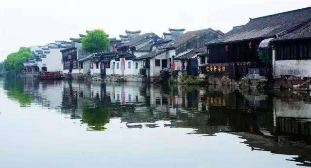 小型的足球赛